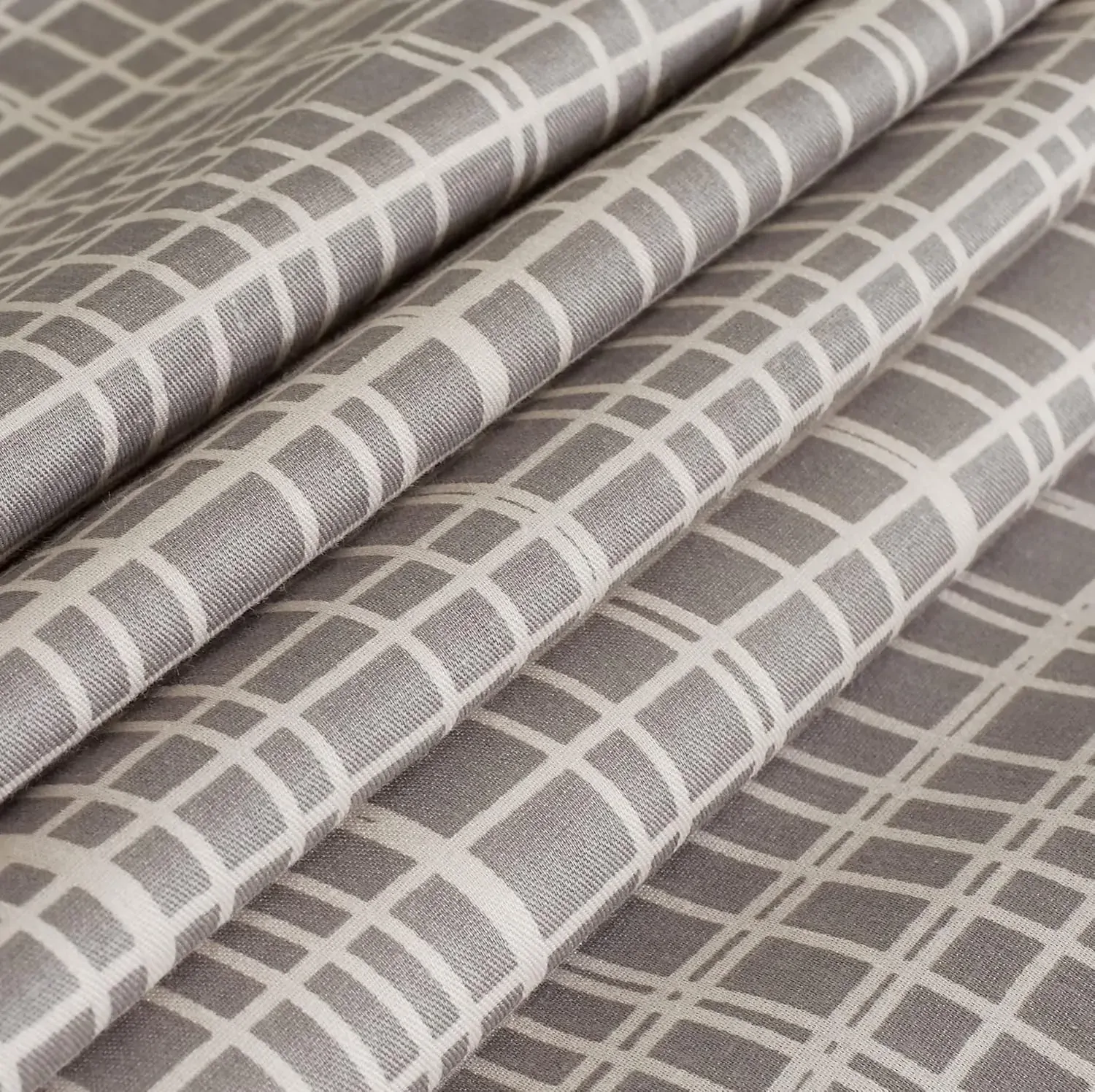 Oliver 100% cotton reversible quilt cover set Price