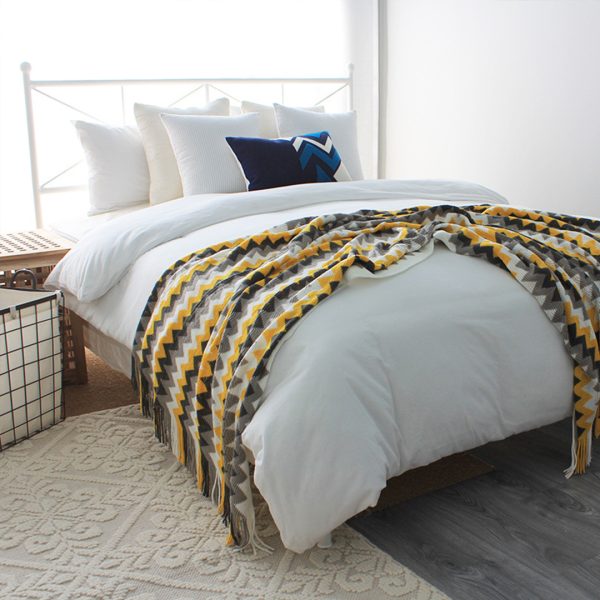 Zigzag Striped Throw Blanket Acrylic Wave Knitted Fringed Woven Cover Couch Bed Sofa Home Decor