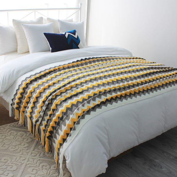 Zigzag Striped Throw Blanket Acrylic Wave Knitted Fringed Woven Cover Couch Bed Sofa Home Decor