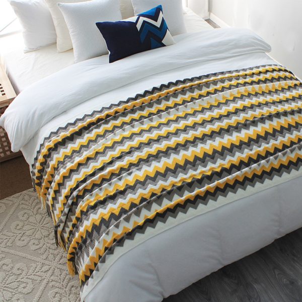 Zigzag Striped Throw Blanket Acrylic Wave Knitted Fringed Woven Cover Couch Bed Sofa Home Decor