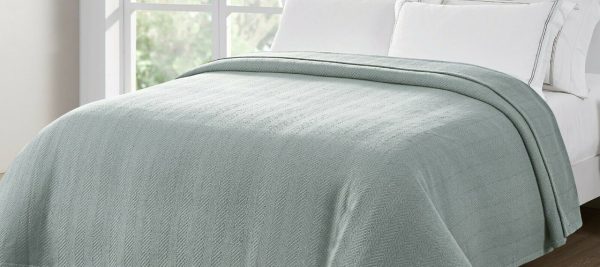 Organic Woven Herringbone Blanket 228 x 228 cm