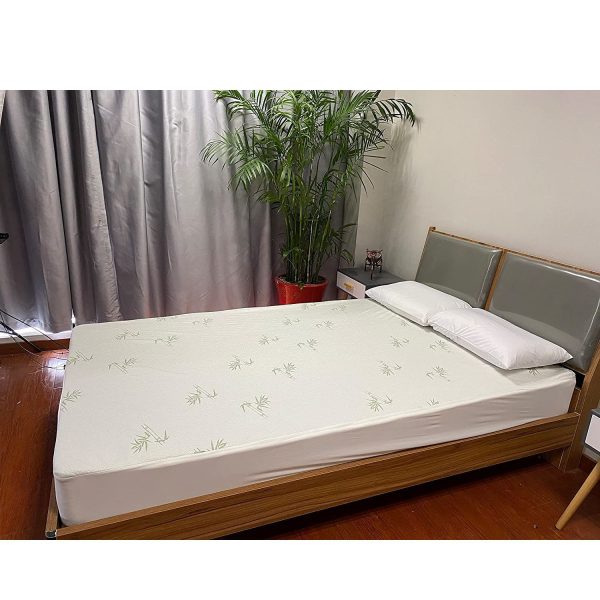 Gominimo Bamboo Jacquard Mattress Protector