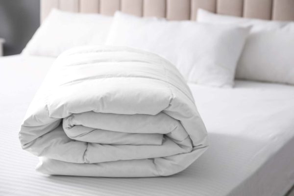 Dreamaker Australian Superwash Wool Winter Weight Quilt 450Gsm Bed