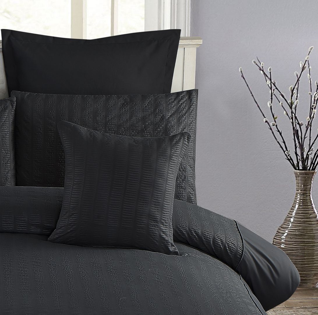 1000TC Premium Ultra Soft Seersucker Cushion Covers – 2 Pack